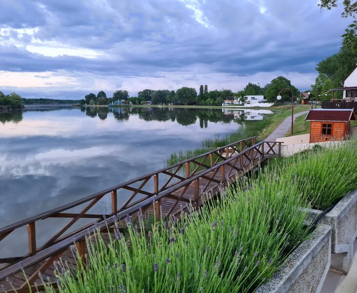 Olcsó szállások Dunapataj Hangulatos pihenés a Szelidi-tónál! - Tószálló Szelidi-tó -44%! Már 29 990 Ft/2 fő/2 éj-től!