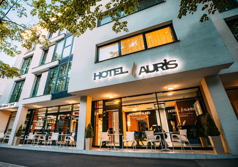 Olcsó szállások Szeged Négycsillagos pihenés Szegeden! - Hotel Auris**** -20%! Már 58 900 Ft/2 fő/2 éj-től!