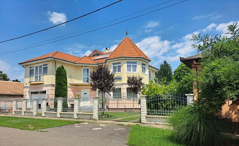 Olcsó szállások Hajdúszoboszló Nyugodt hétvégi pihenés Hajdúszoboszlón! - Príma Villa Apartmanház -29%! Már 56 990 Ft/2 fő/2 éj-től!