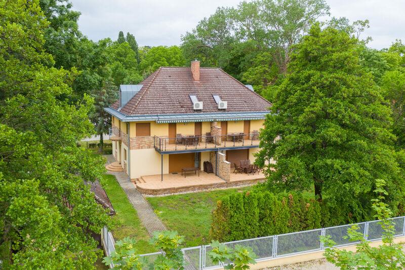 Olcsó szállások Balatonszemes Relax napok a Balatonnál! - Villa Apartman*** -15%! Már 51 000 Ft/2 fő/2 éj-től!