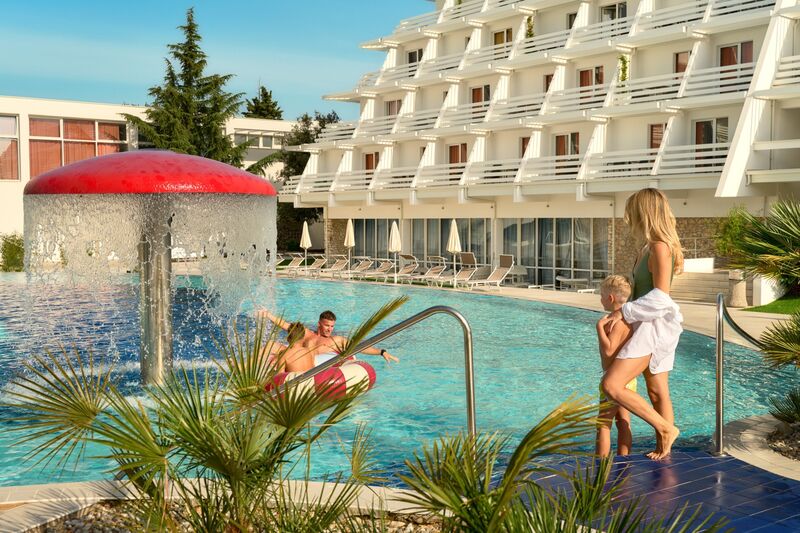 Olcsó szállás Vodice Négycsillagos nyár a dalmát tengerparton! - Vodice ! Már 205 900 Ft/2 fő/3 éj-től! nyaralások