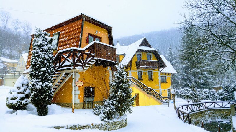 Olcsó szállás Miskolc Nyugodt pihenés festői környezetben! - Hotel Szeleta*** -41%! Már 31 990 Ft/2 fő/2 éj-től! nyaralások