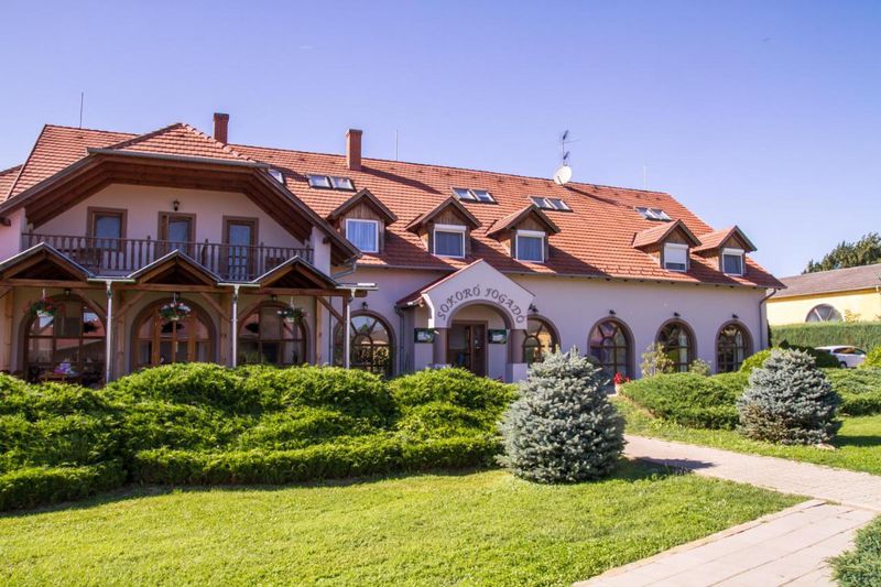 Olcsó szállás Sokorópátka Vidéki lazítás a Sokorói domboknál! - Sokoró Fogadó -20%! Már 57 500 Ft/2 fő/2 éj-től! nyaralások